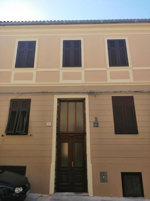 Pola Romana Exterior photo
